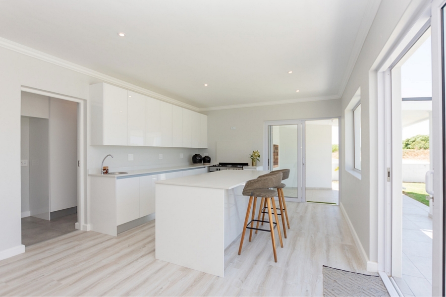 3 Bedroom Property for Sale in Country Club Western Cape